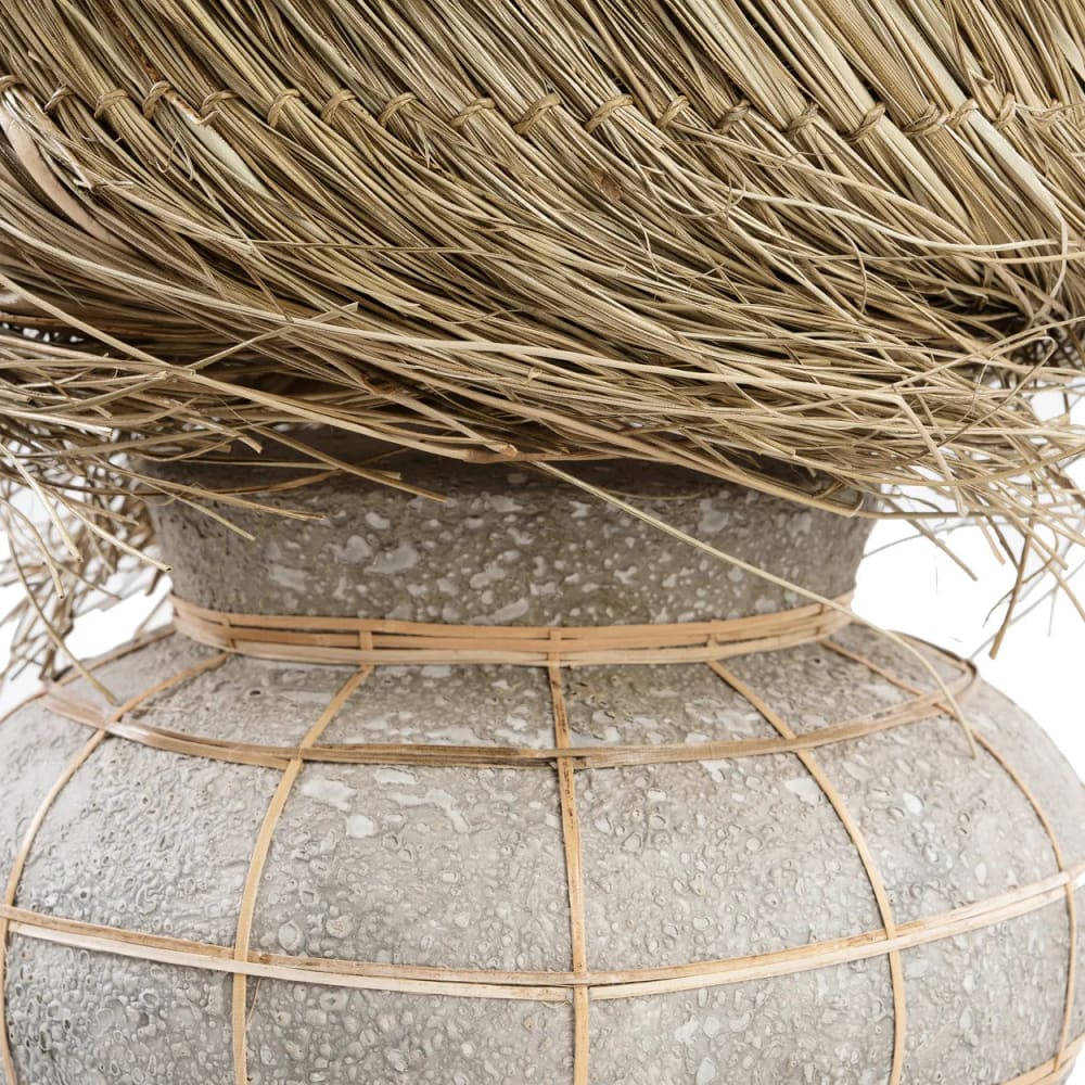 Lampe de table en terre cuite et herbe gris béton 30x30x48 cm — vue 4