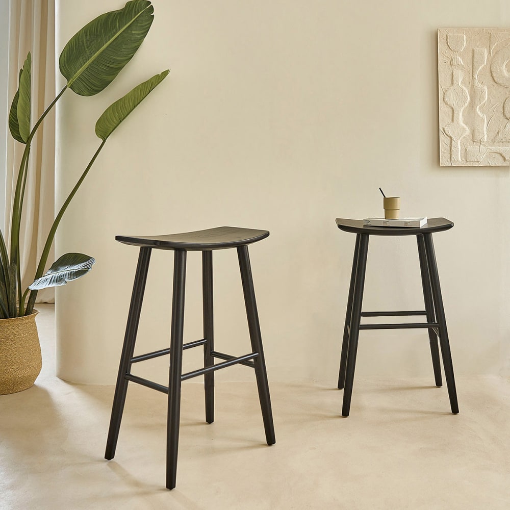 BERAH GETAH Lot de 2 tabourets en teck massif noir 75 cm style contemporain Noir Bois - 48x77x35cm