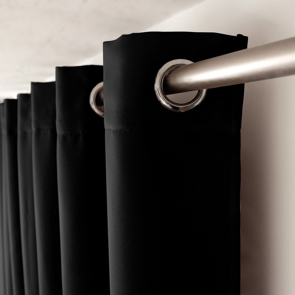 Rideau occultant 140x240 cm coloris noir - Maisons du Monde