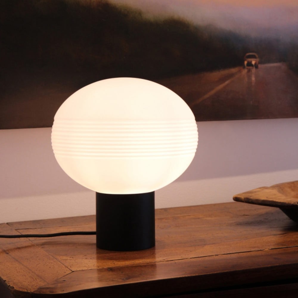Lampe de table globe verre blanc opale - Maisons du Monde