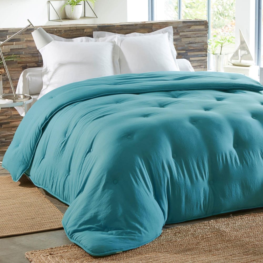 Couette chaude en polyester - bleu