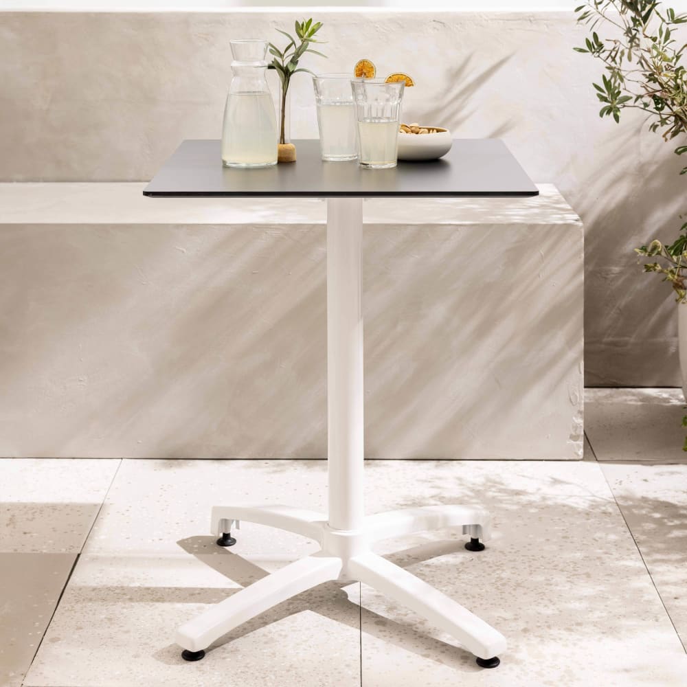 Table de terrasse 60 x 60 cm inclinable stratifié noir - Maisons du Monde