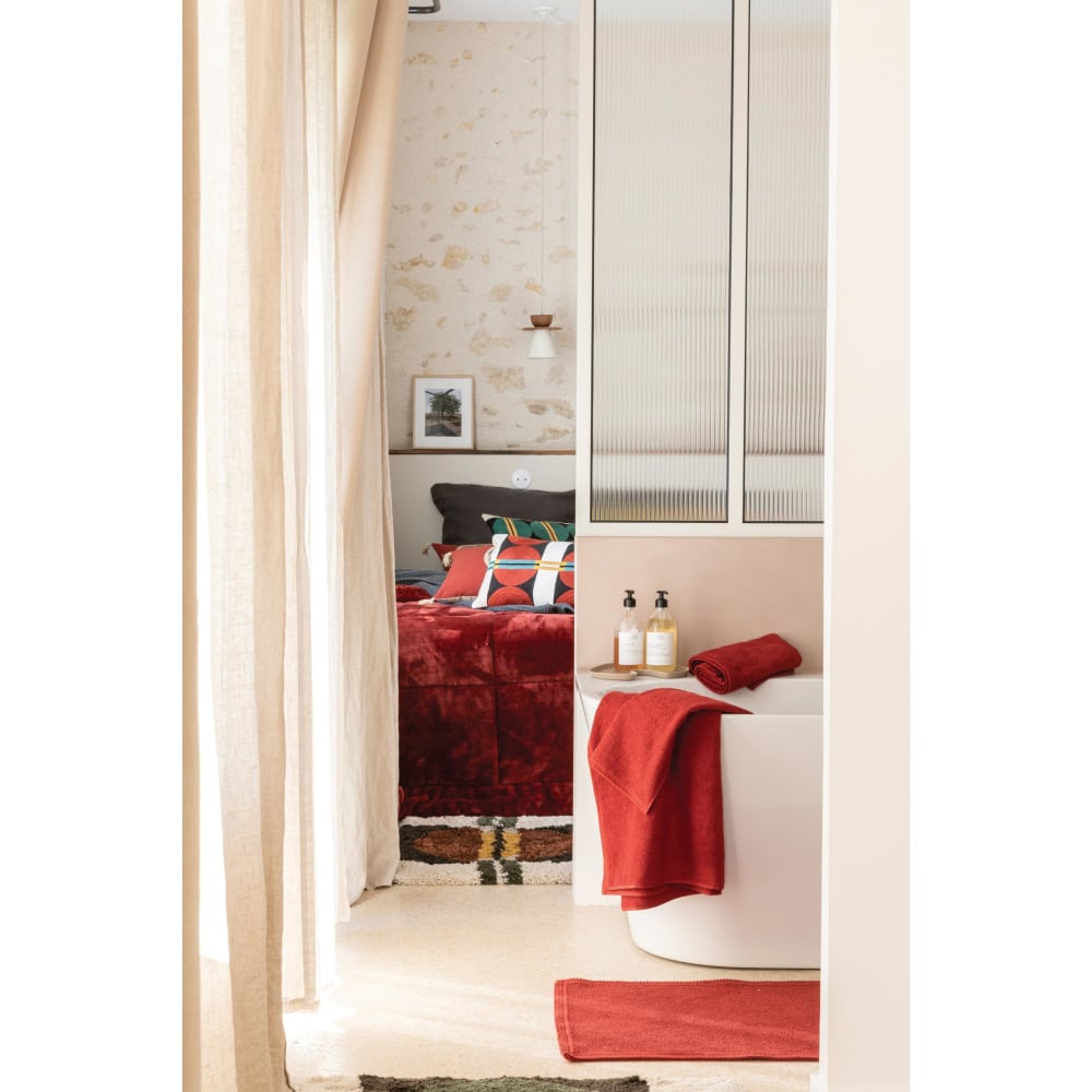 Tapis de bain uni en coton geranium 54 x 64 cm — vue 3