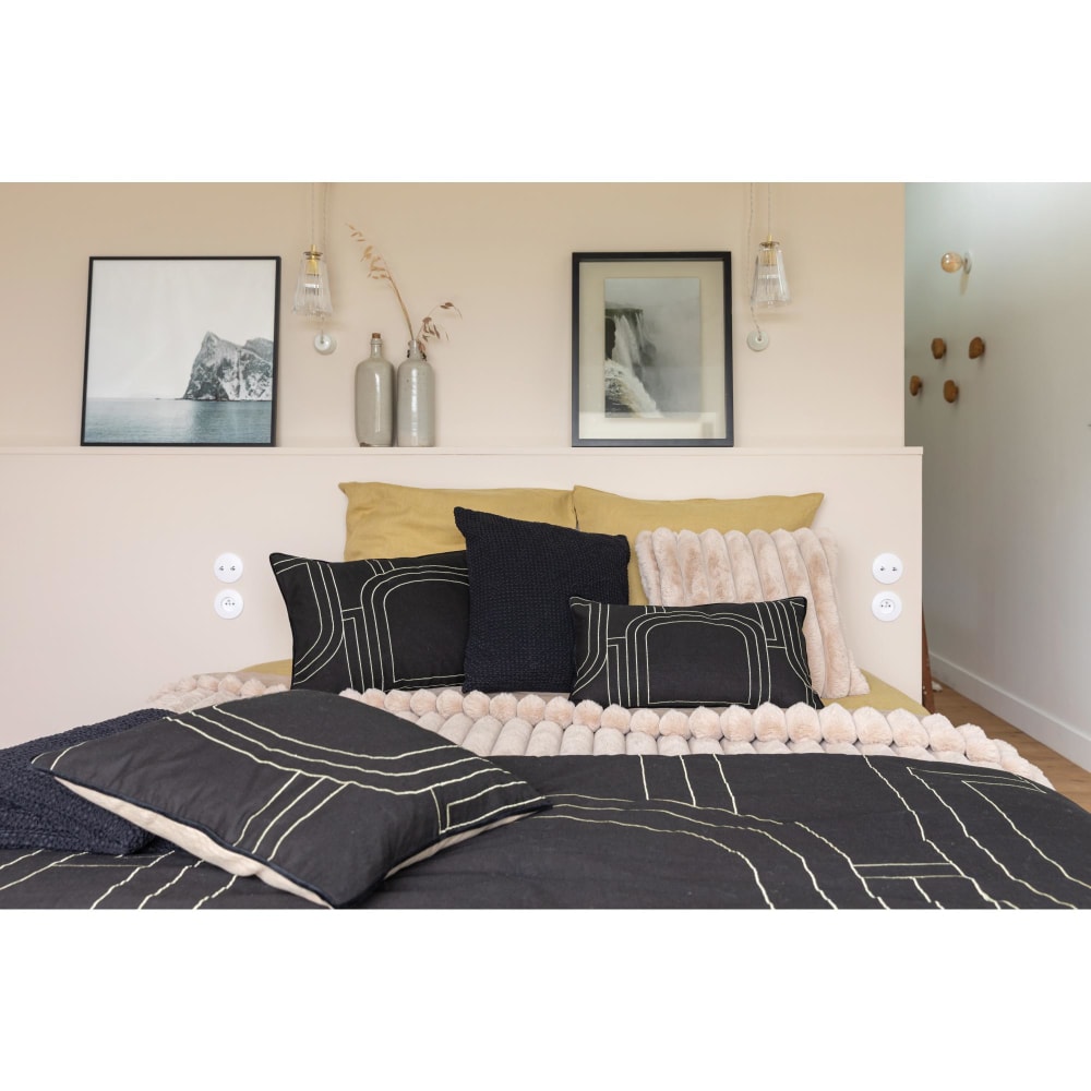 Coussin en coton caviar 45 x 45 cm — vue 4