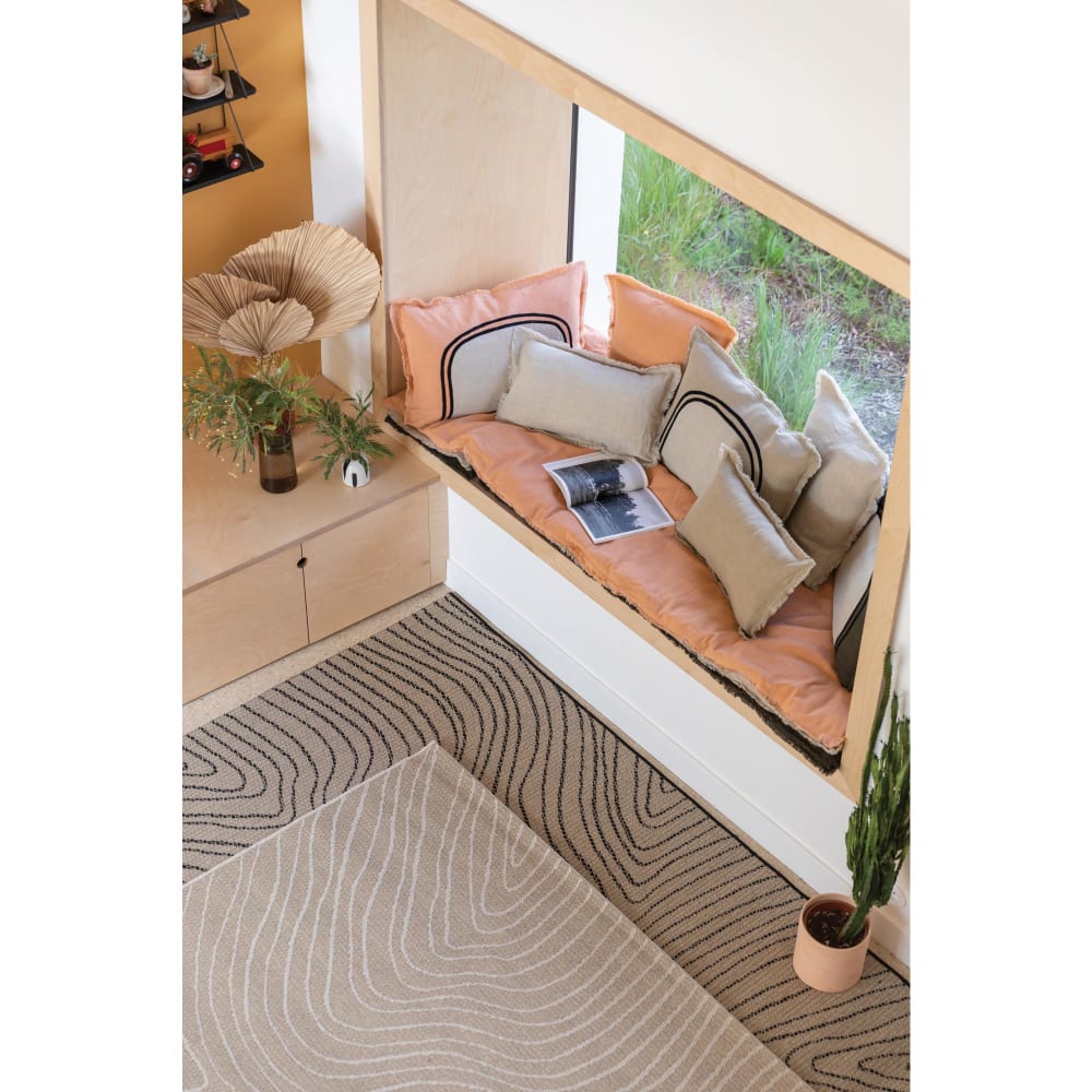 Coussin uni  en lin galet 30 x 50 cm - Maisons du Monde