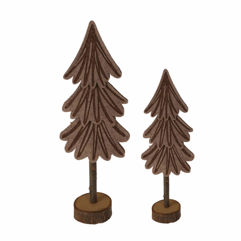 2 pequeños árboles de navidad de mesa en madera y fieltro marrones