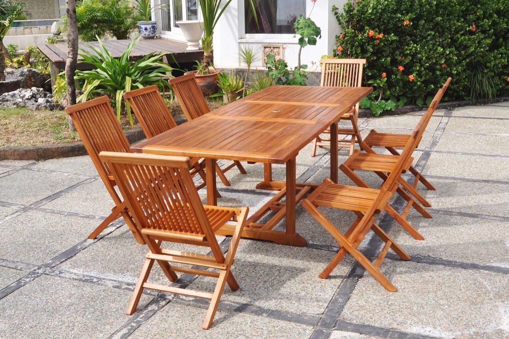 Salon de jardin teck huilé 8 personnes - table rectangle + 8 chaises - Maisons du Monde