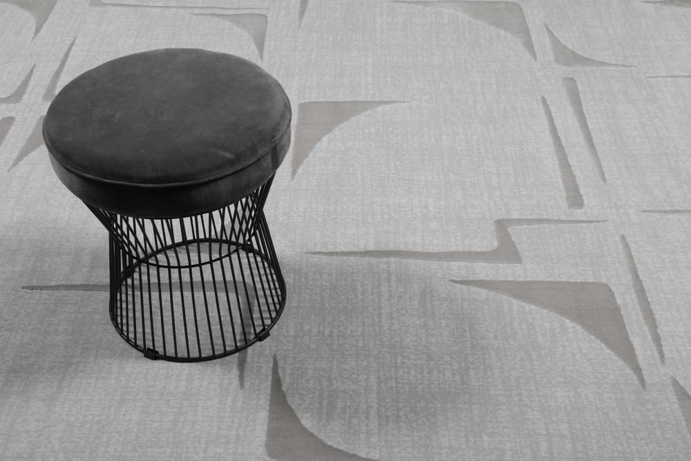 Tapis ras gris chiné avec motif gris 200x200