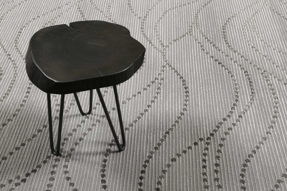 Tapis plat velours ras à relief motif gris sur fond taupe120x170 — vue 3