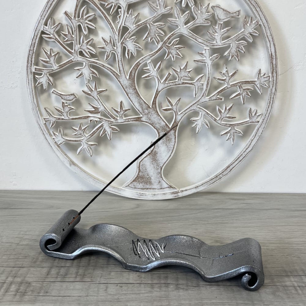 Porte encens artisanal gris métallisé - Maisons du Monde