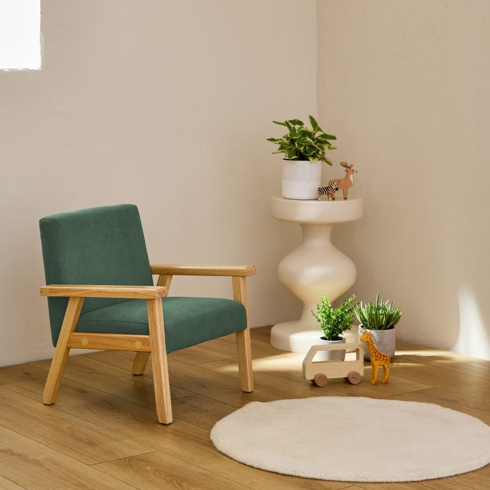 sweeek Kindersessel mit khakifarbenem Cordbezug style modern Grün Samt