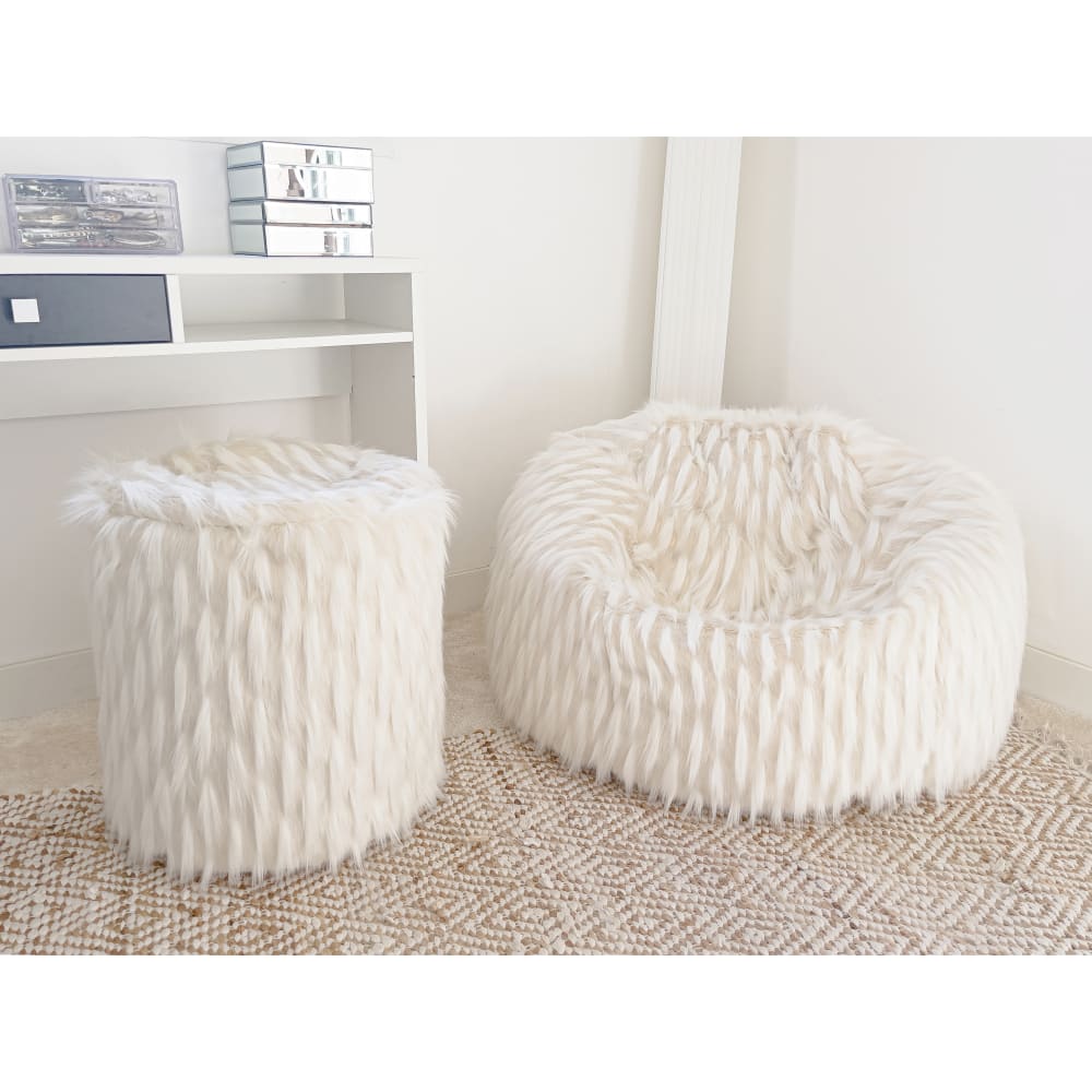 Pouf en fausse fourrure blanche - Maisons du Monde