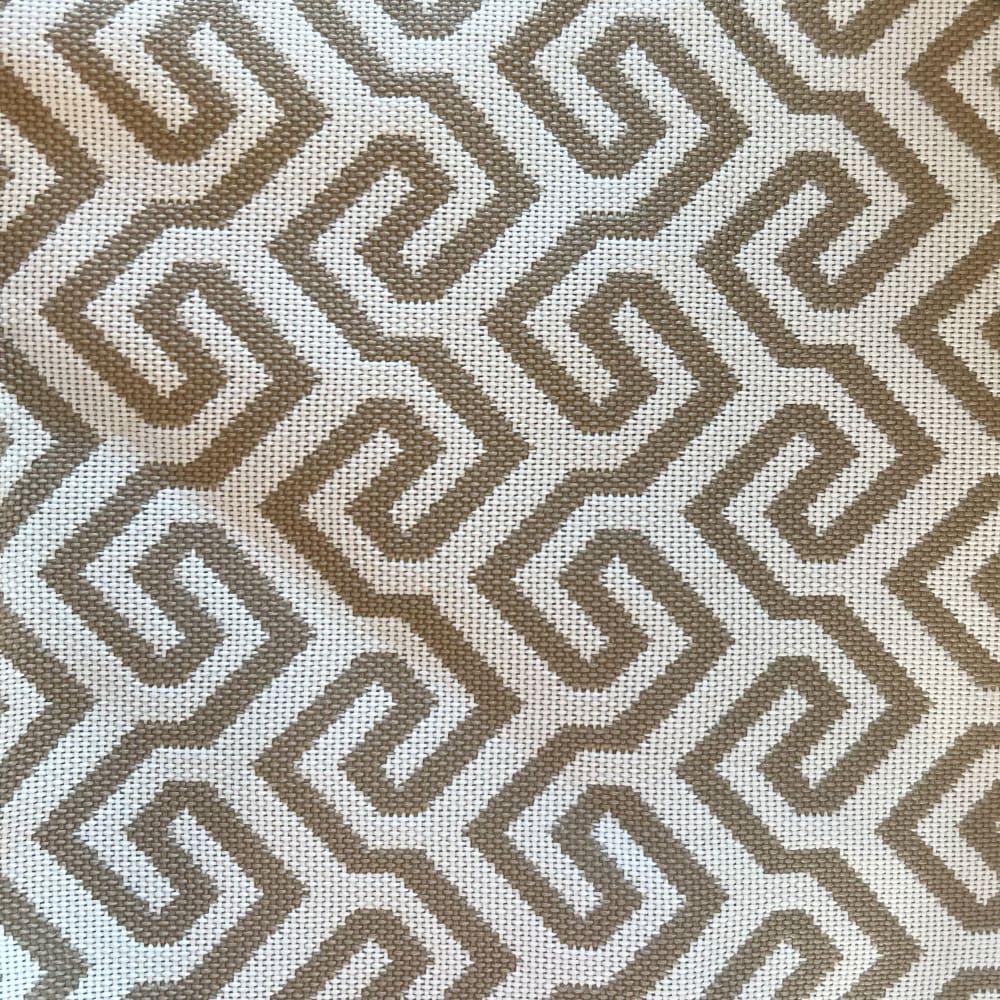 Lit bain de soleil extérieur en mousse rond blanc a motif beige