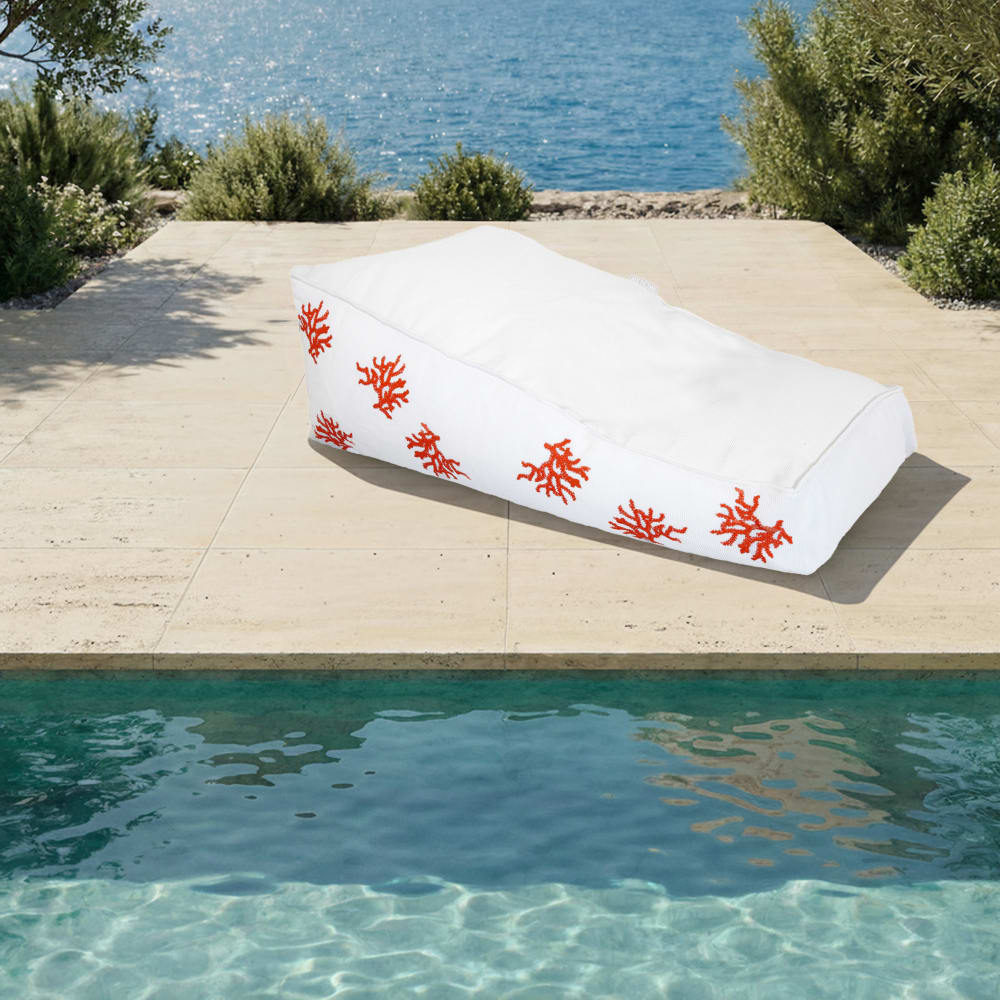 Bain de soleil extérieur flottant déhoussable broderie corail blanc - Maisons du Monde