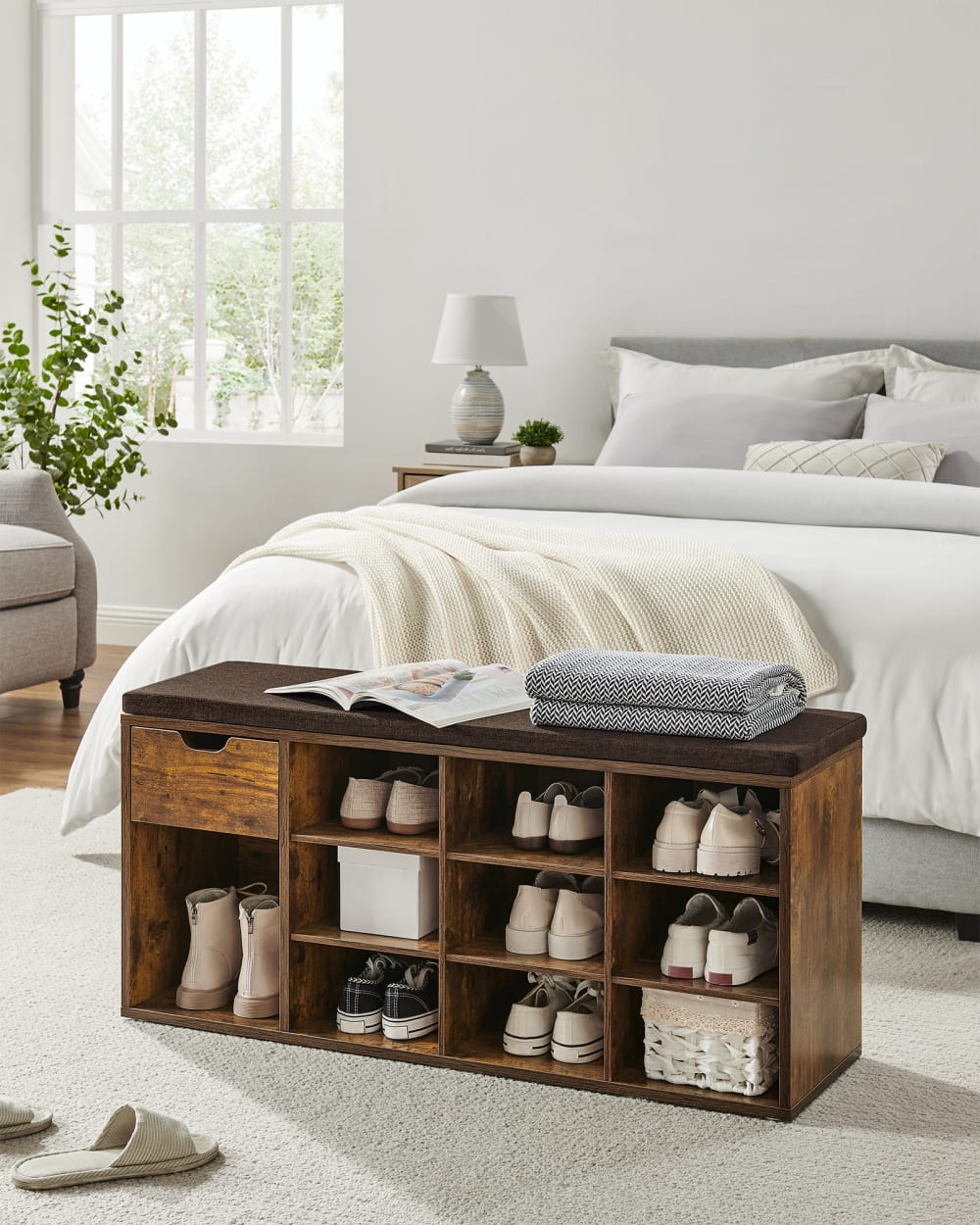 Banc à chaussures avec tiroir compartiments 104 x 30.5 x 48 cm marron - Maisons du Monde