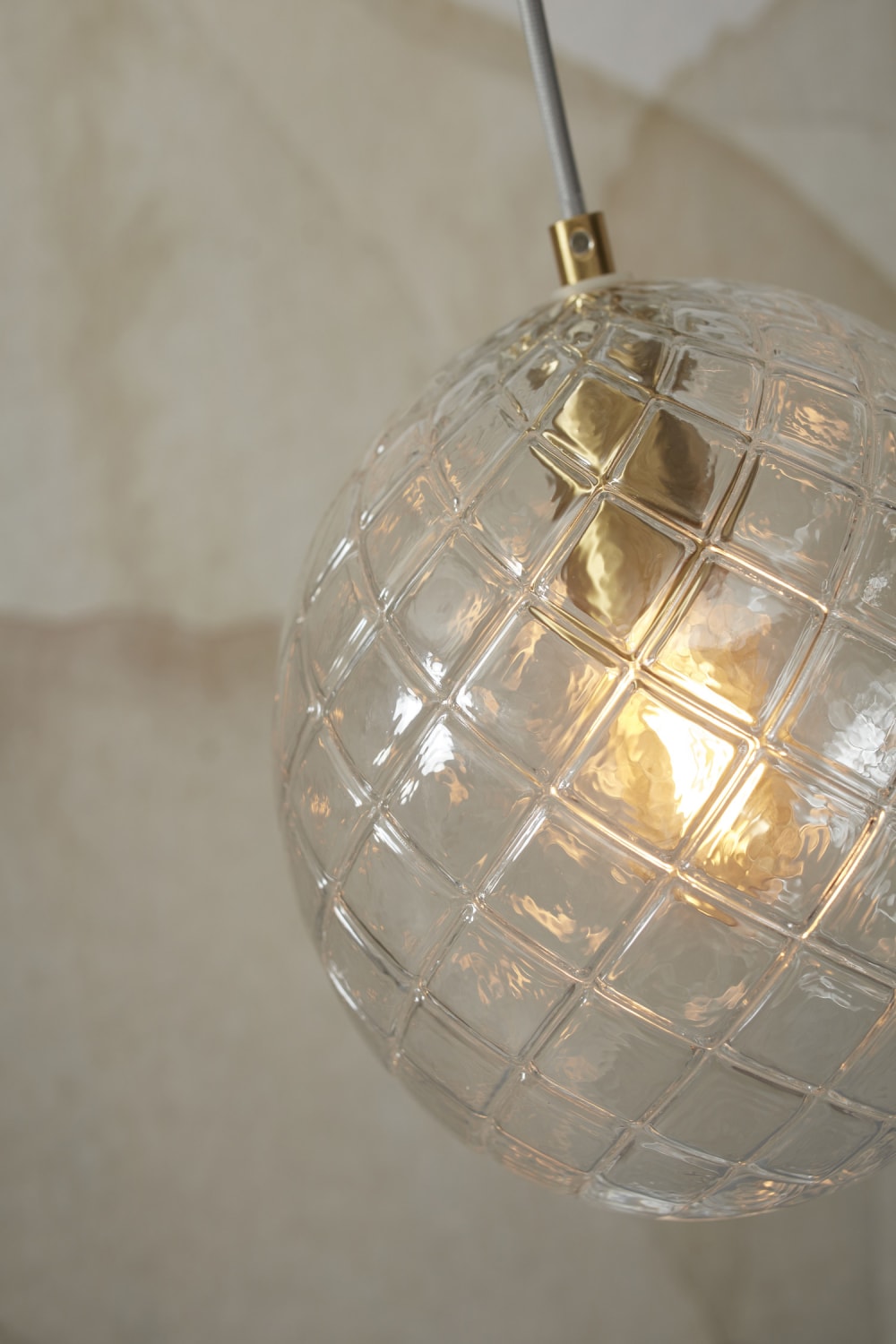 Suspension verre lumineux ø22cm — vue 4