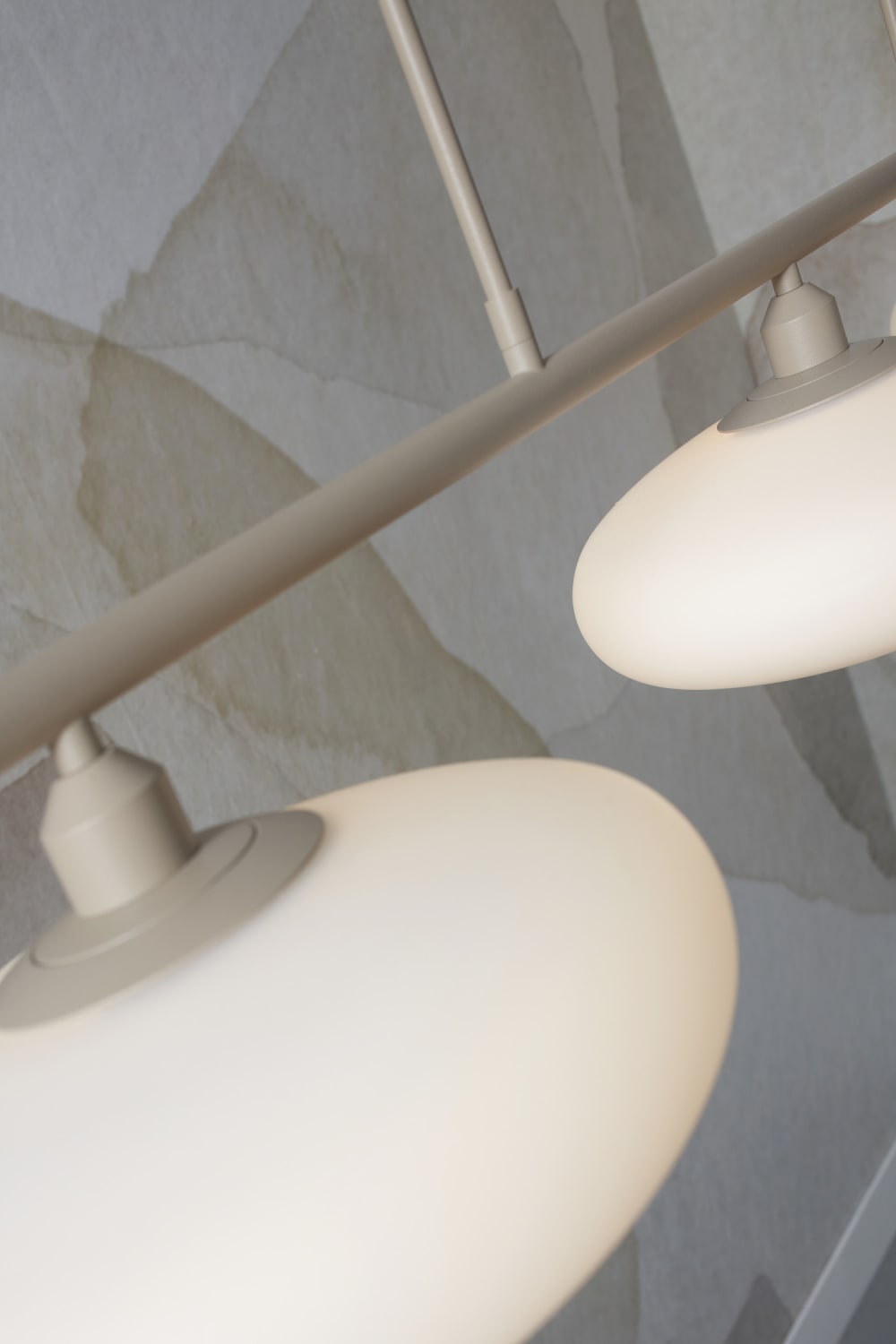 Suspension verre blanc 115x29x23cm — vue 4