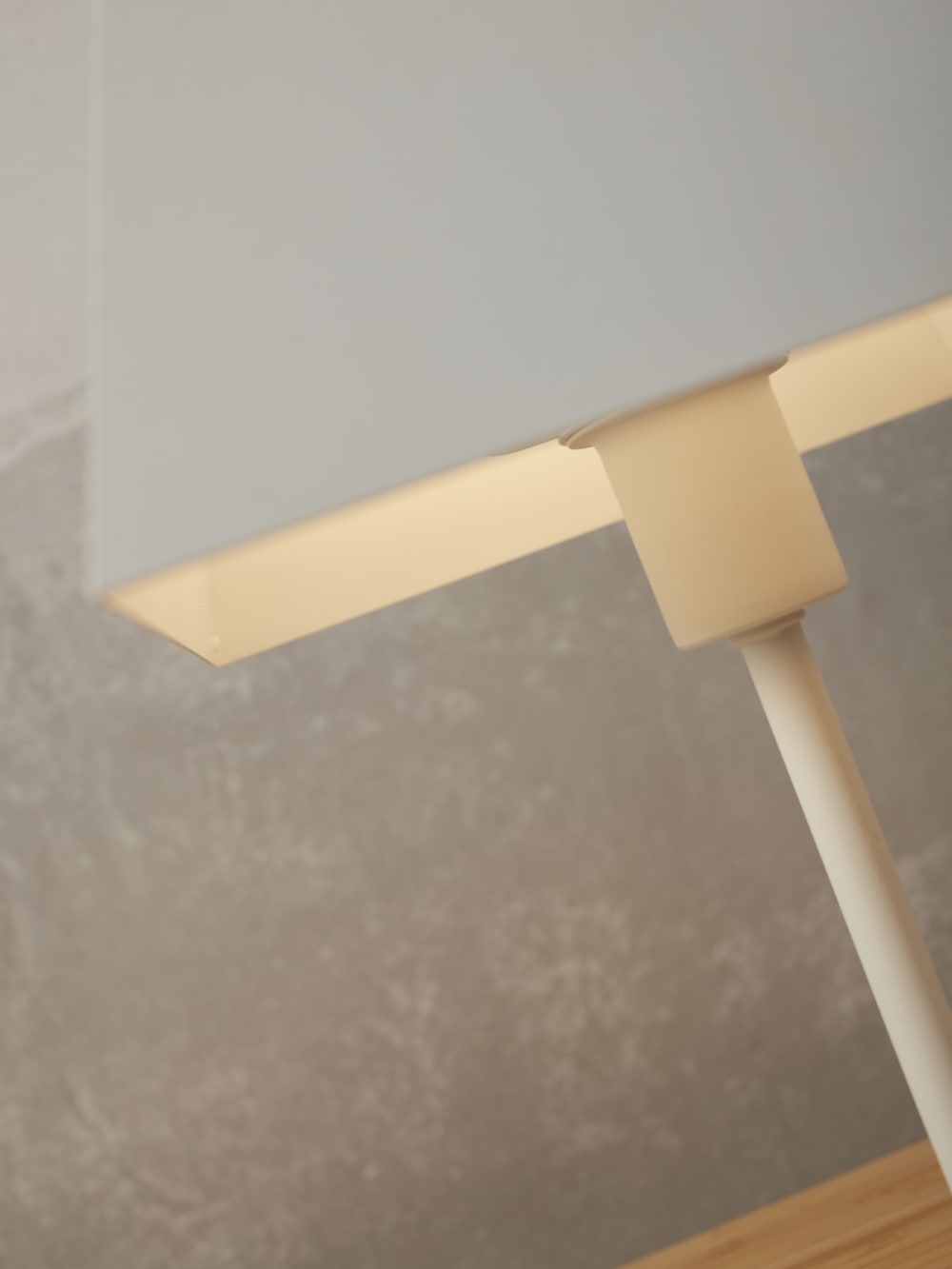 Lampe de table métal blanc 20x20x31cm — vue 4