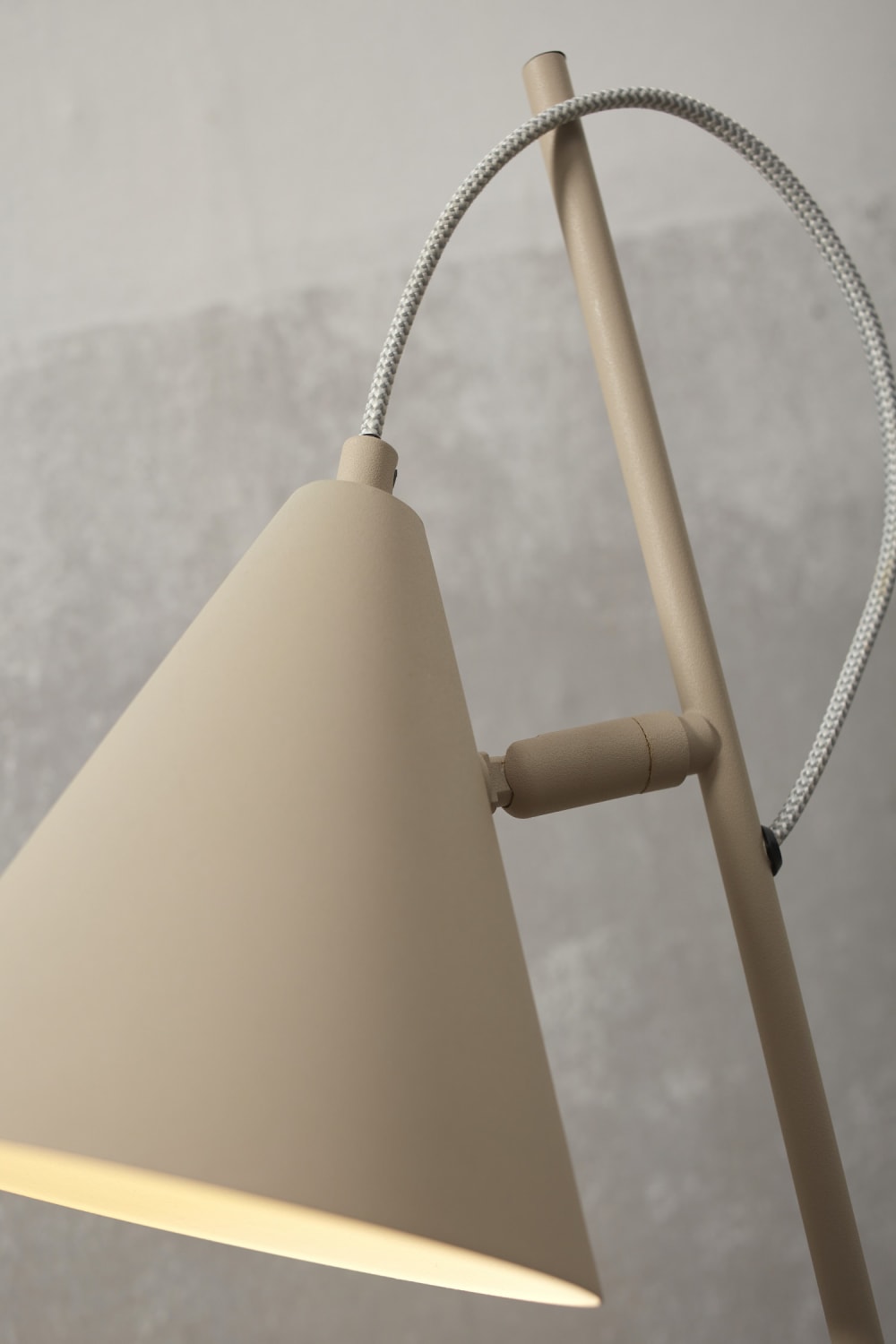 Lampe de table métal sable 18x29x50.5cm — vue 4