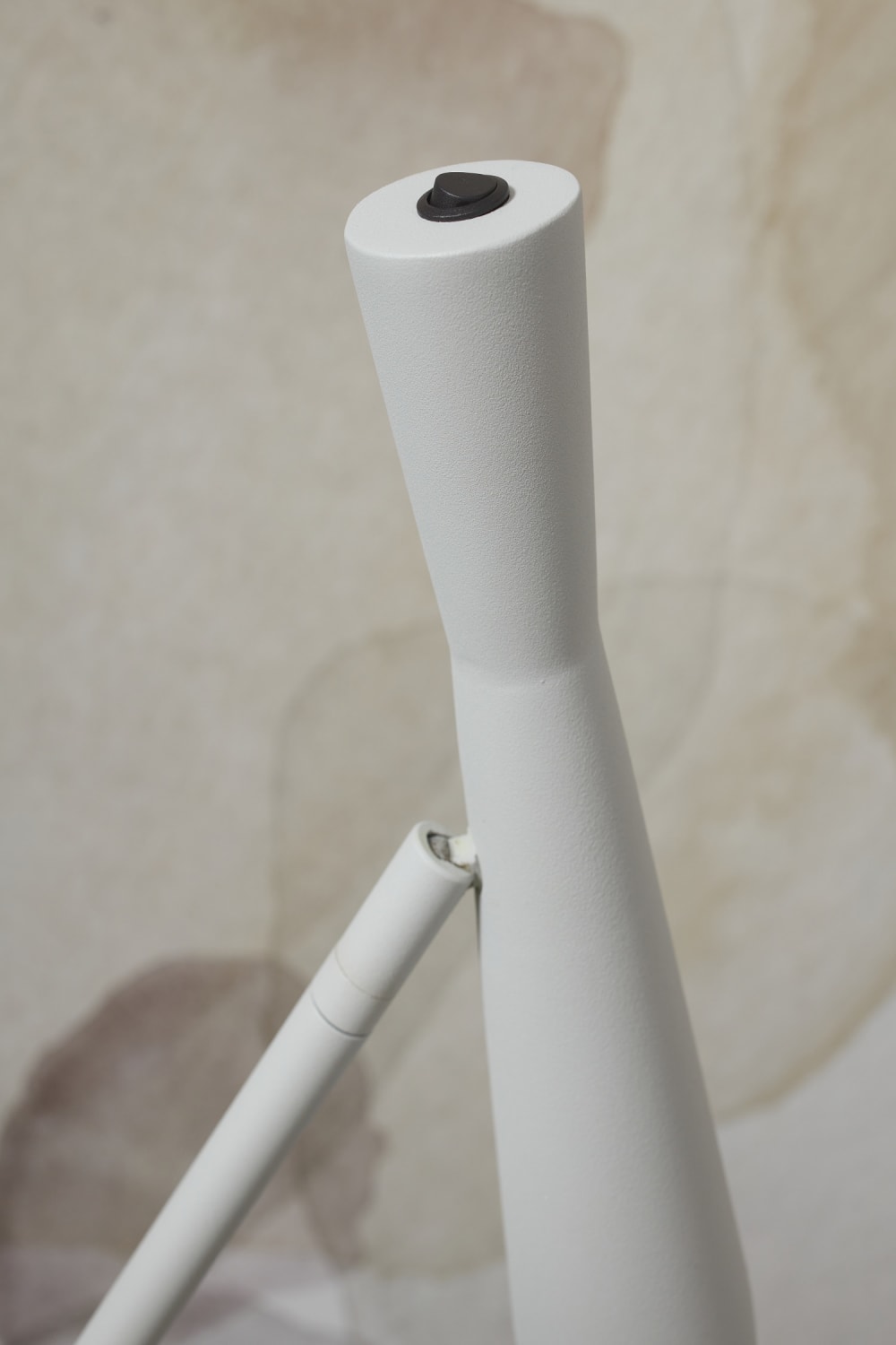 Lampadaire métal gris 22x36x145.5cm — vue 4