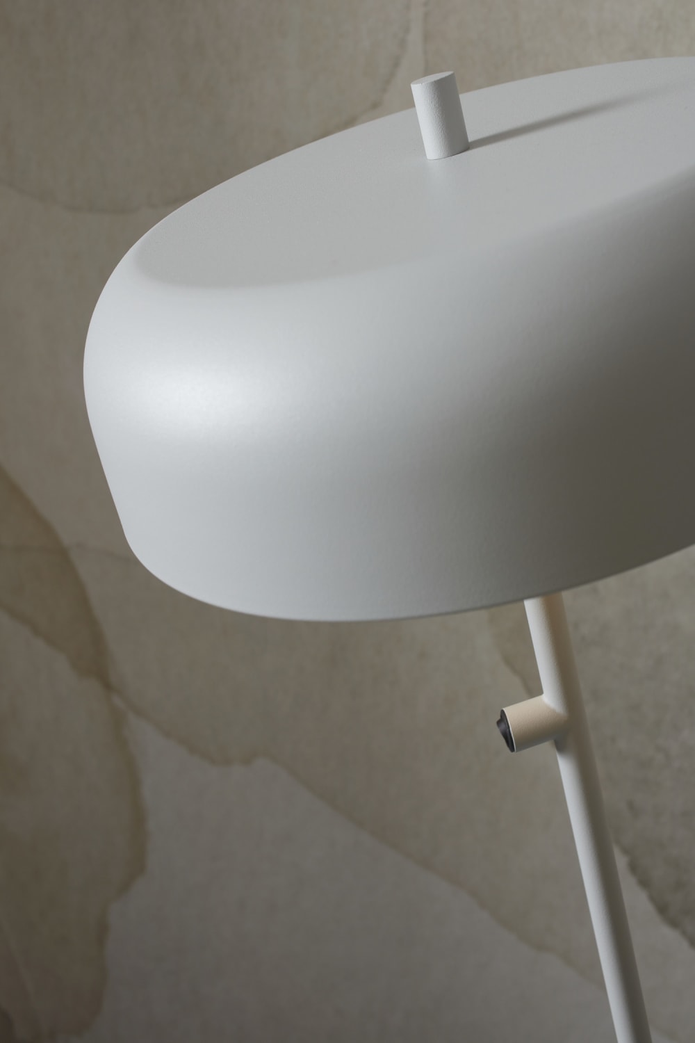 Lampadaire métal gris clair ø30cm — vue 4