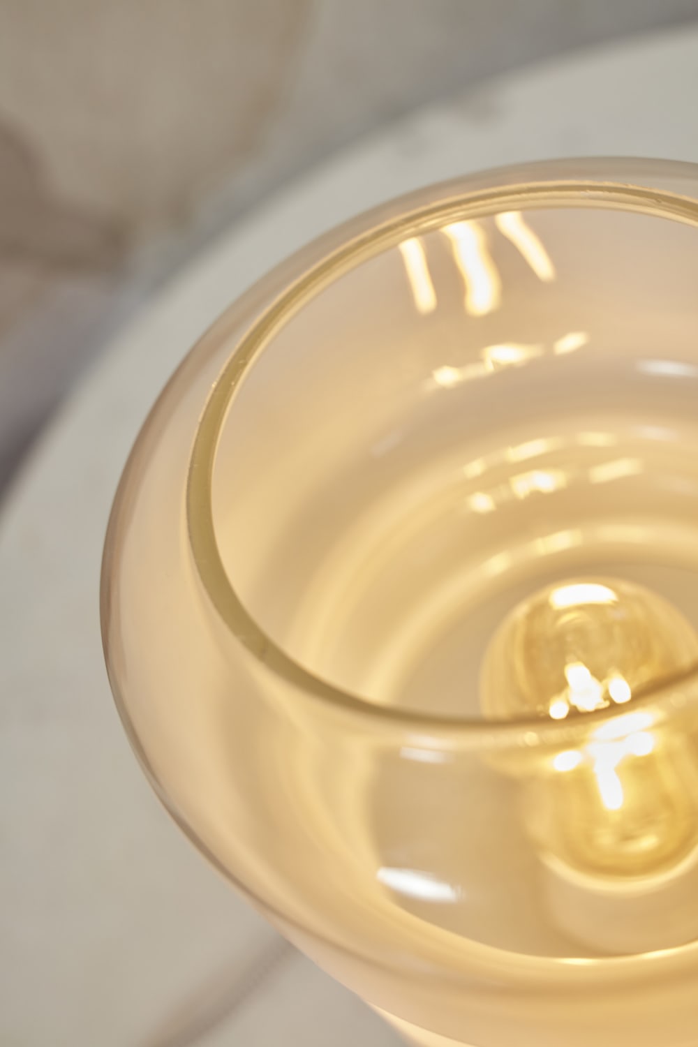 Lampe de table verre blanc 15x15x23cm — vue 4