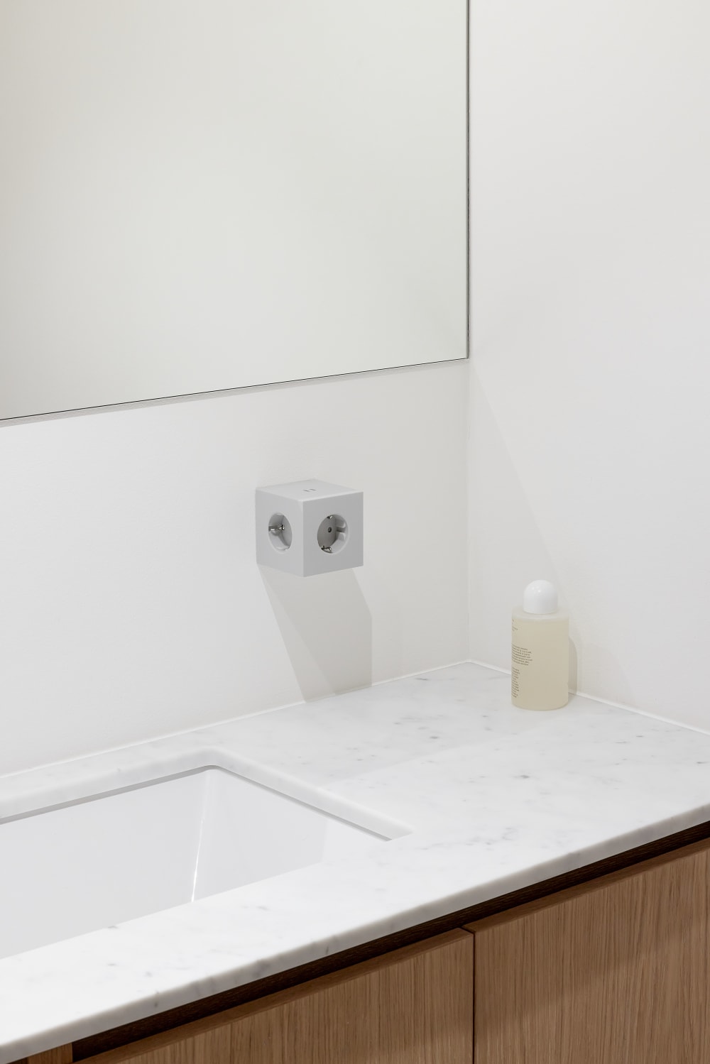 Multiprise Square 2 murale avec 2 ports USB C 30W - Maisons du Monde