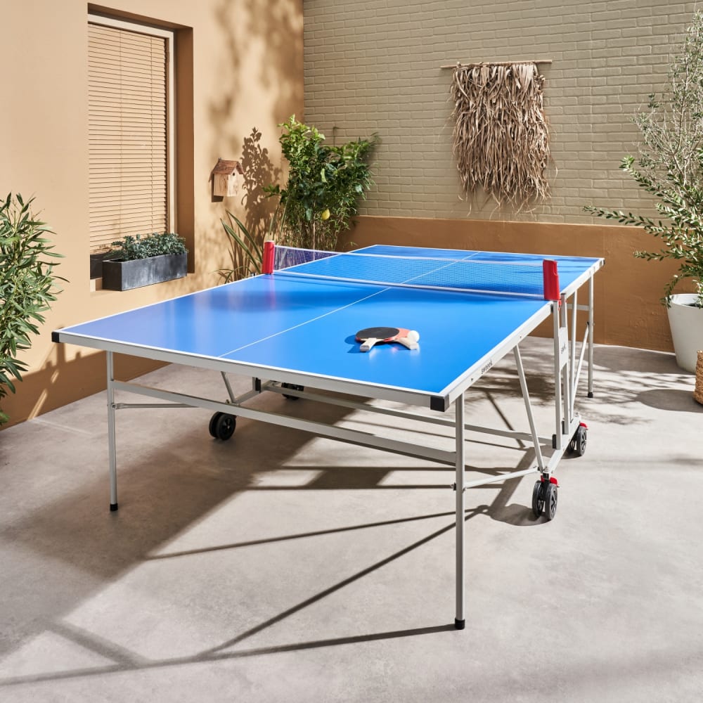 sweeek OUTDOOR blaue Tischtennisplatte mit 4 Schlägern Stahl Kinder