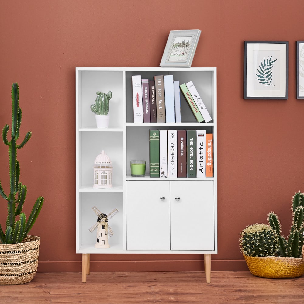 Bibliothèque scandinave 5 niches 2 portes pieds bois panneaux blanc - Maisons du Monde
