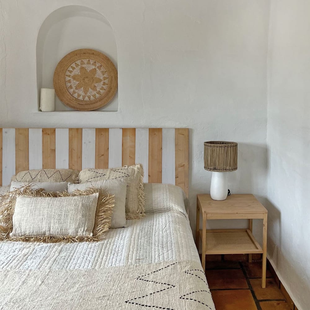Tête de lit en bois massif dans les tons beige et blanc 180x75cm