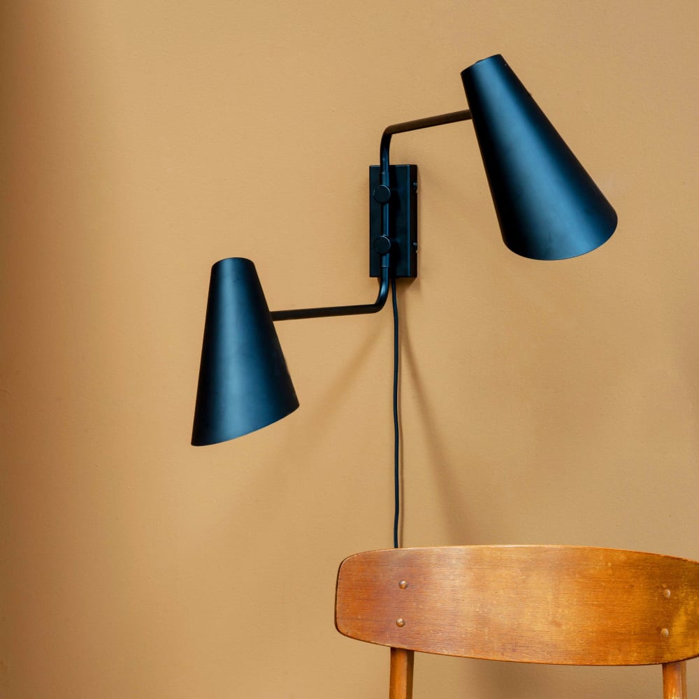 Applique en métal noir 2 bras