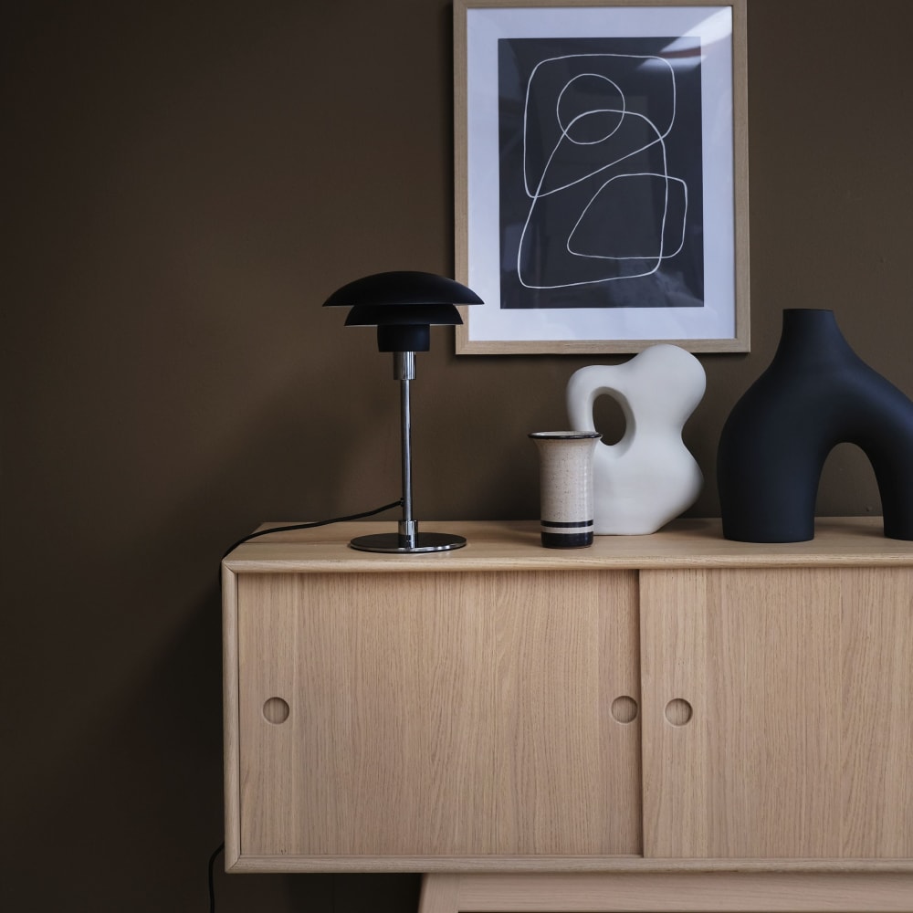 Lampe à poser en métal noir mat - Maisons du Monde