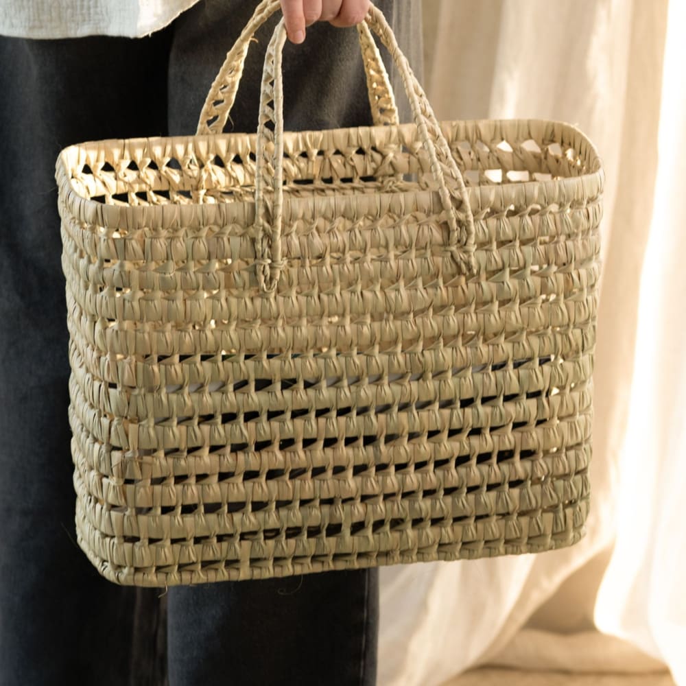 Panier cabas feuilles de palmier osier naturel 22 x 32 - Maisons du Monde