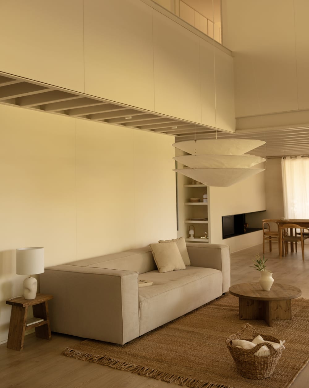 Canapé 3/4 places en velours côtelé couleur beige