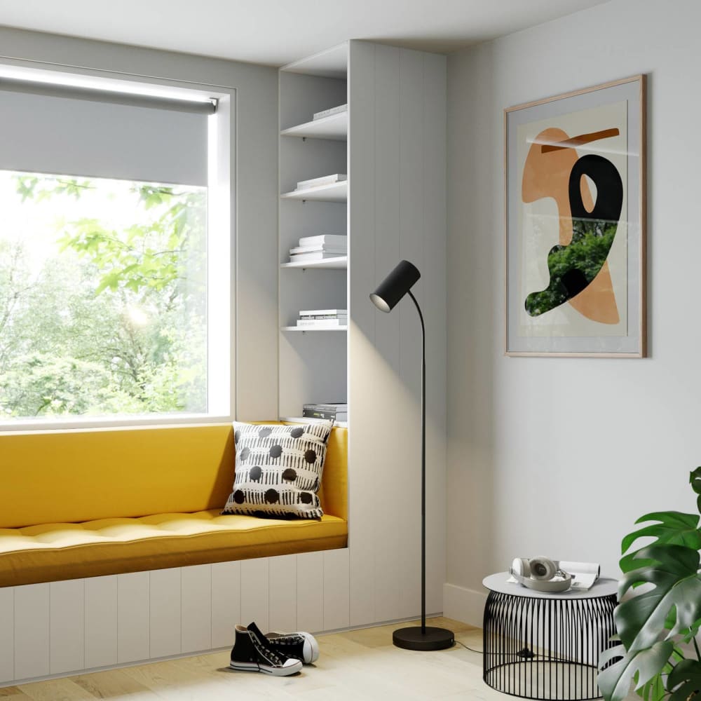Lampadaire en métal noir - Maisons du Monde