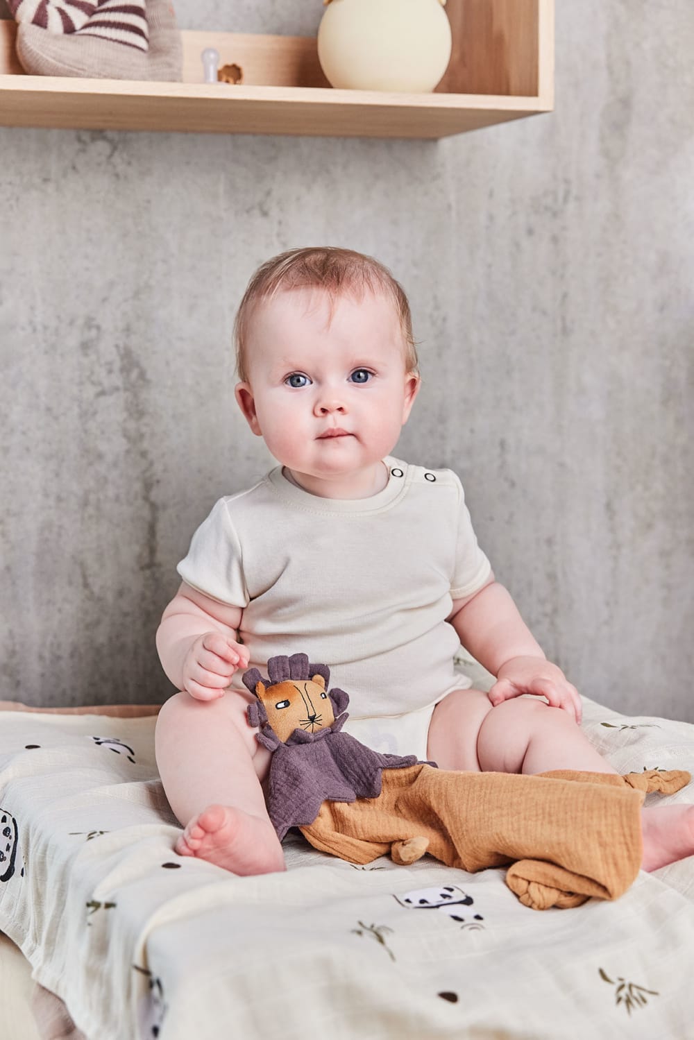 Doudou lion marron en coton biologique H38x36cm (OYOY Living Design) - Image 3