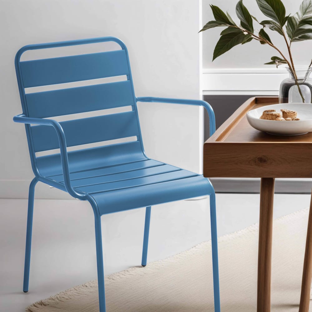 Fauteuil en métal bleu pacific - Maisons du Monde