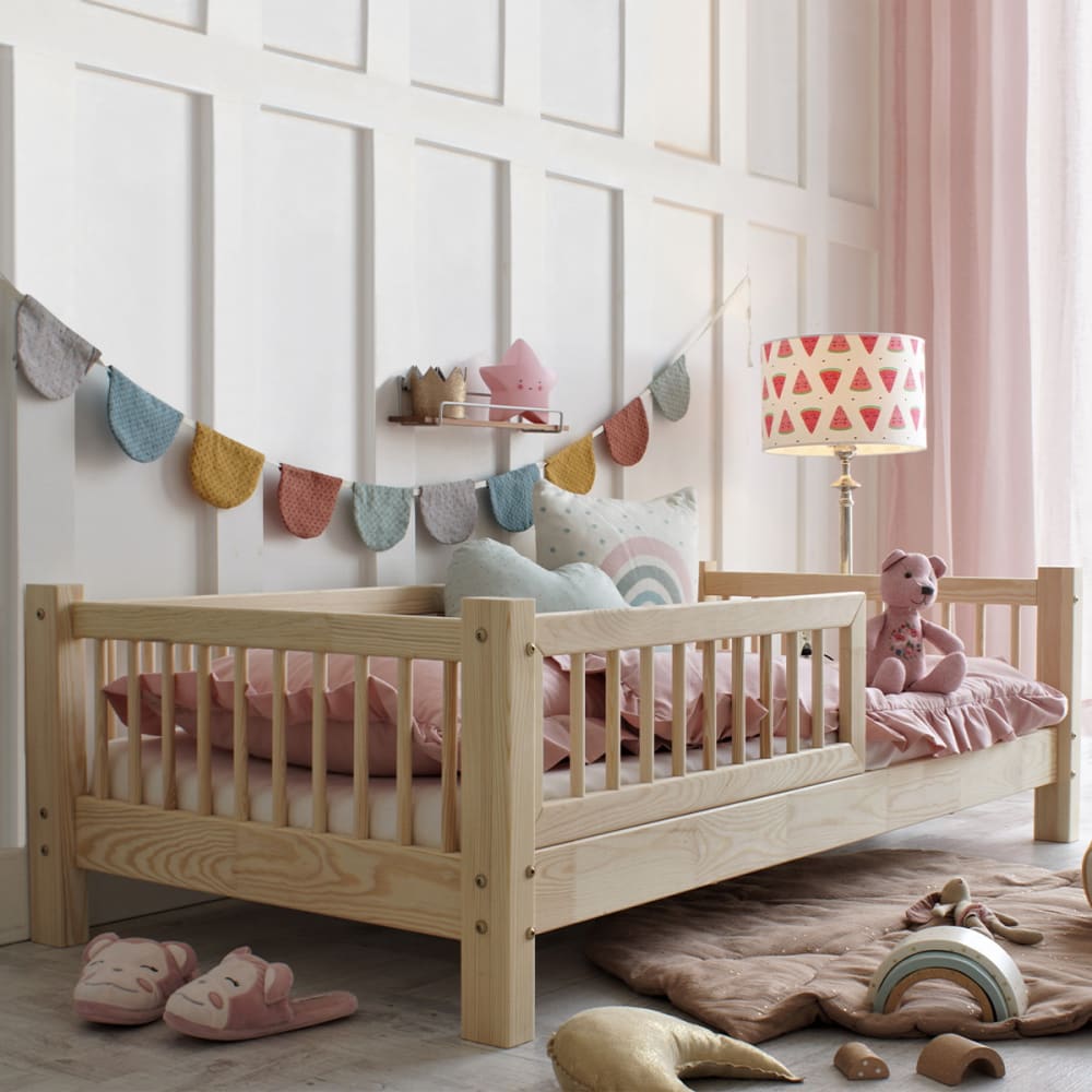 Petits meubles Bett 90x190 inklusive Seitengitter Holz Naturholz Braun Baby