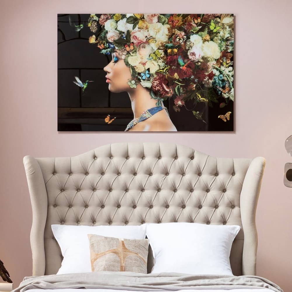Tableau femme coiffée de fleurs et papillons en verre 150x100 - Maisons du Monde