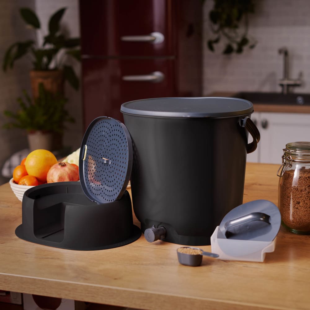 Composteur Bokashi en Plastique recyclé, noir, 15,3L +1Kg Activateur - Maisons du Monde