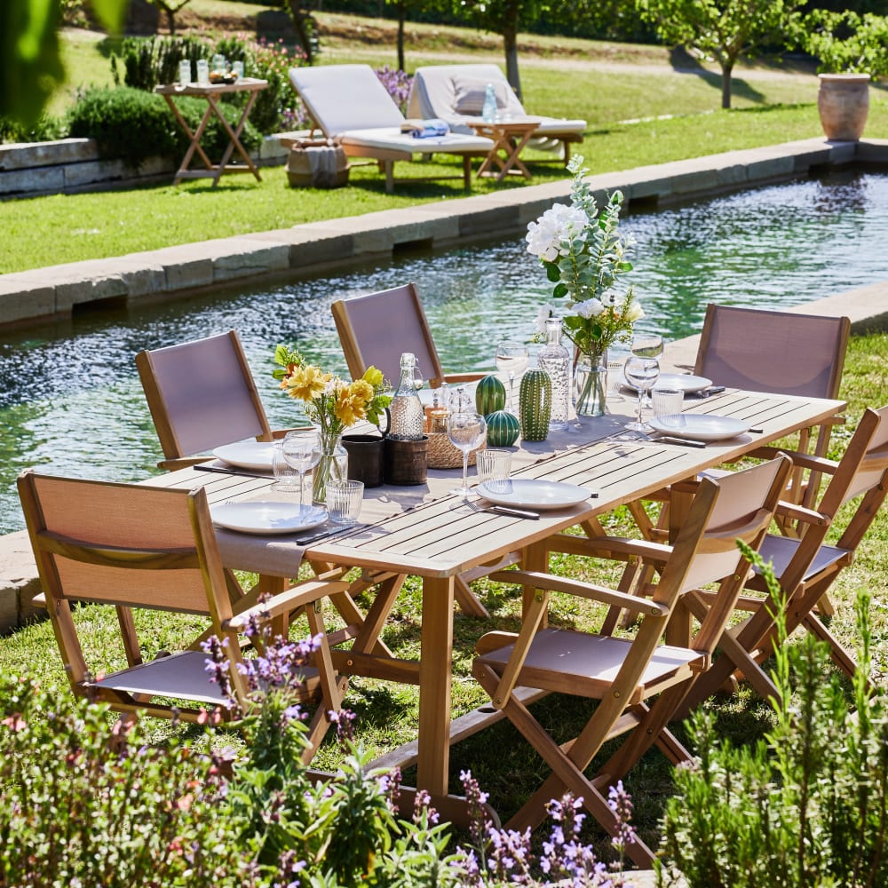 Ensemble table ext 180/240x100 + 8 chaises bois et textile beige - Maisons du Monde