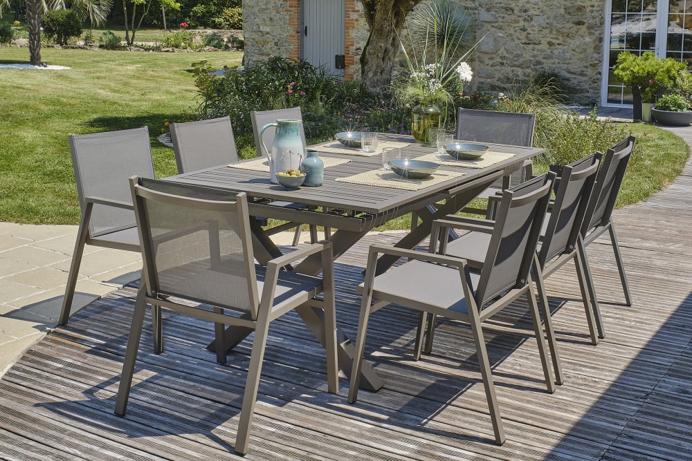 Ensemble repas de jardin 8 places en aluminium - Maisons du Monde
