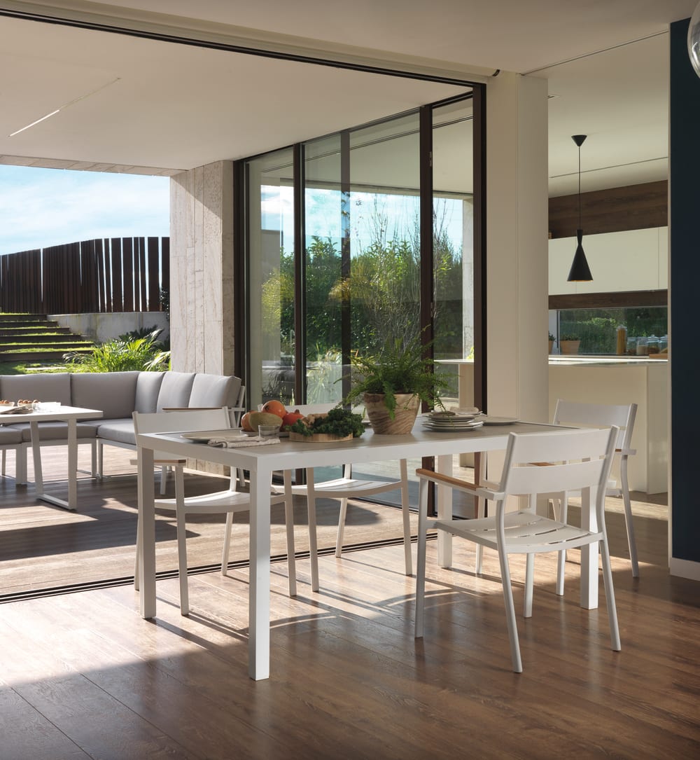Chaise en aluminium blanc - Maisons du Monde