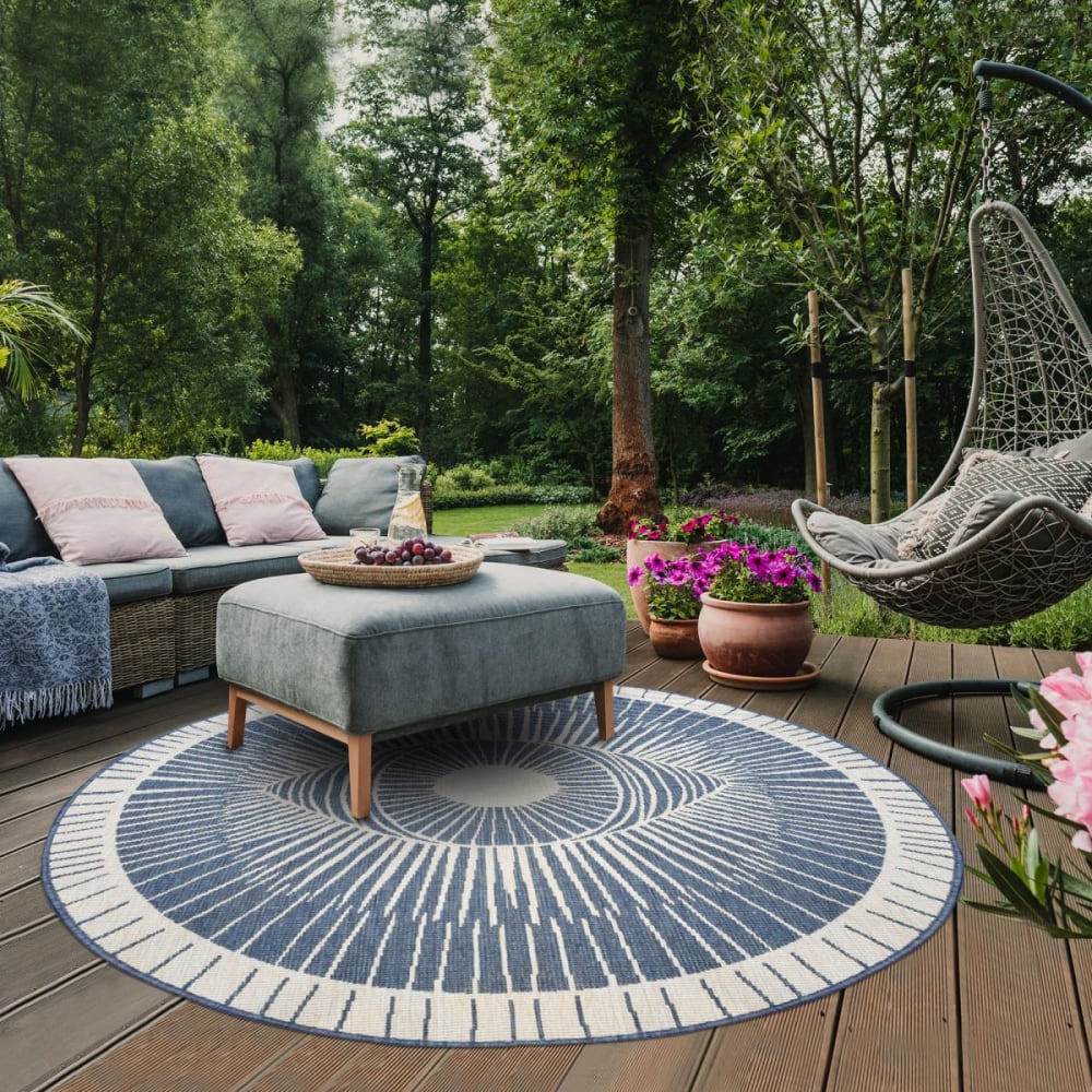 Tapis rond d'extérieur, kilim reversible bleu et crème ø120cm - Maisons du Monde