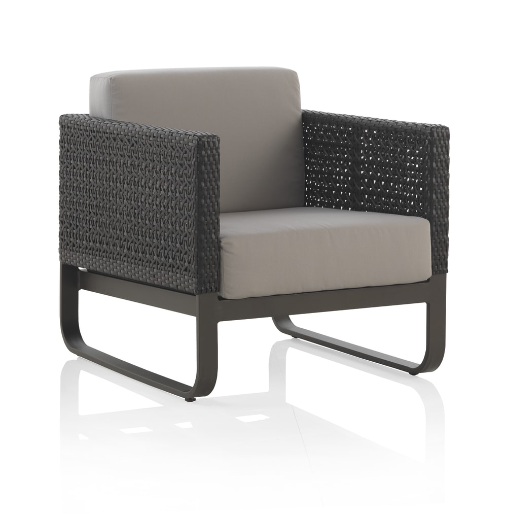 Fauteuil en aluminium et fibre marron avec coussins gris