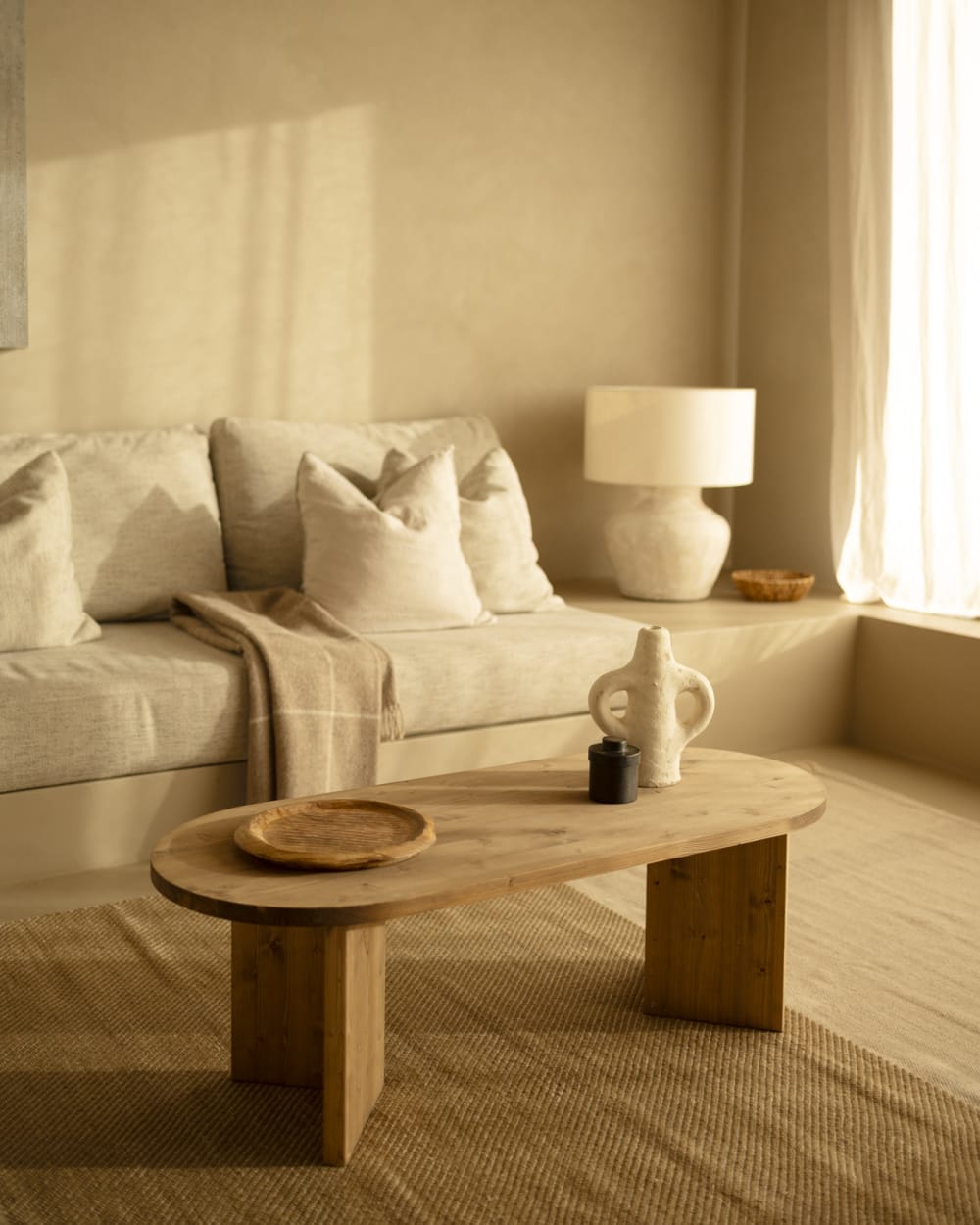 Table basse en bois de sapin vieilli 120x40cm - Maisons du Monde
