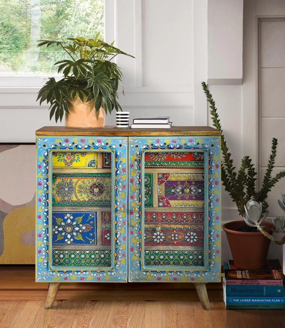 Commode en bois manguier peint à la main
