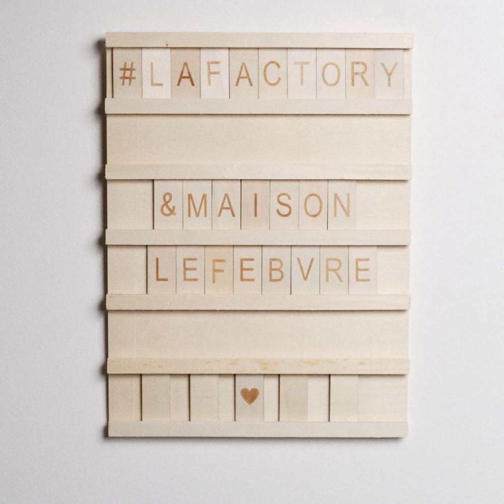 Boîte à messages tu beige