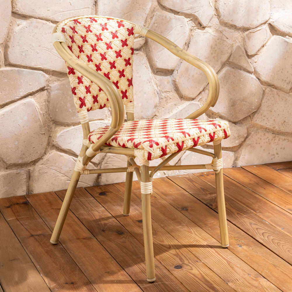 Fauteuil de terrasse bistrot parisien en aluminium et rotin rouge