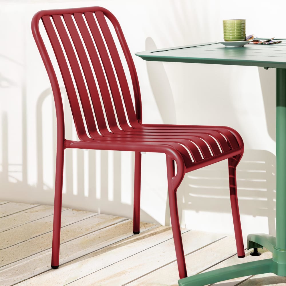 Chaise design de terrasse en aluminium rouge